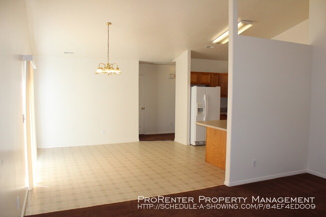 Building Photo - Affordable 3 Bed, 2 Bath Ogden Home