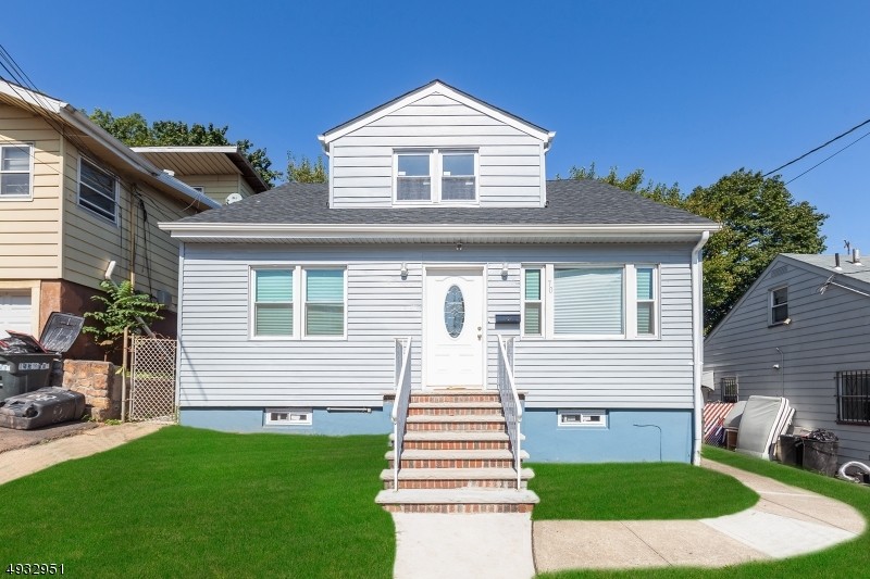 Primary Photo - 70 Lindsley Ave