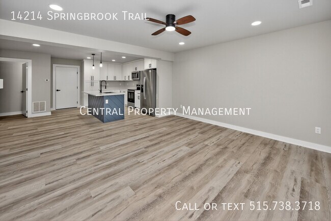 Foto del edificio - 14214 Springbrook Trl
