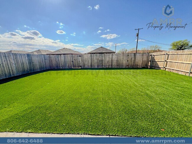 Foto del edificio - Beautiful 3-Bedroom House – A Place to Cal...