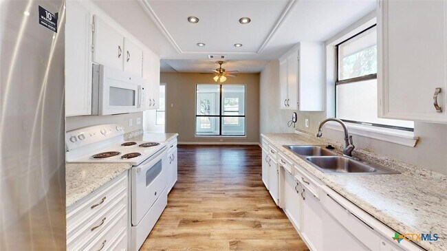 Foto del edificio - 1813 Sundown Dr