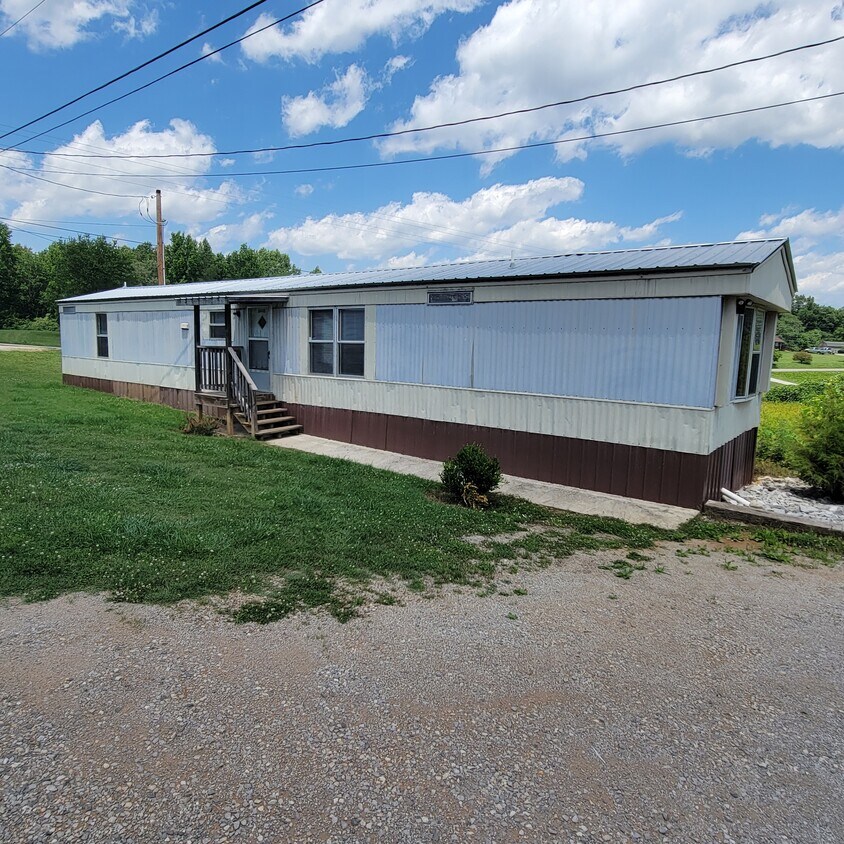 6448 Bunker Hill Rd, Cookeville, TN 38506 House Rental in Cookeville, TN