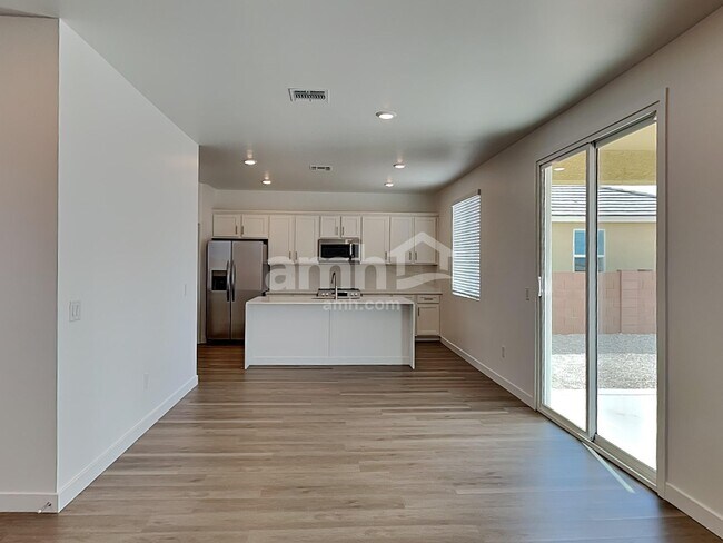 Foto del edificio - 13093 N Serenity Vly Dr