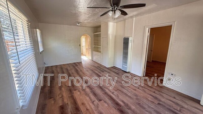 Foto del edificio - 1541 Olive St