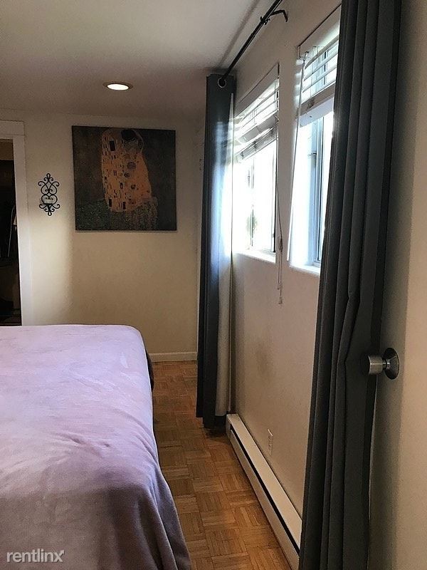 Building Photo - 1 br, 1 bath Apartment - 2920 29th Street