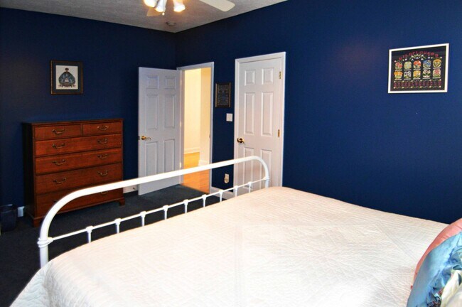 Building Photo - 4 Bedroom || 3 Bathroom home on Leesville ...