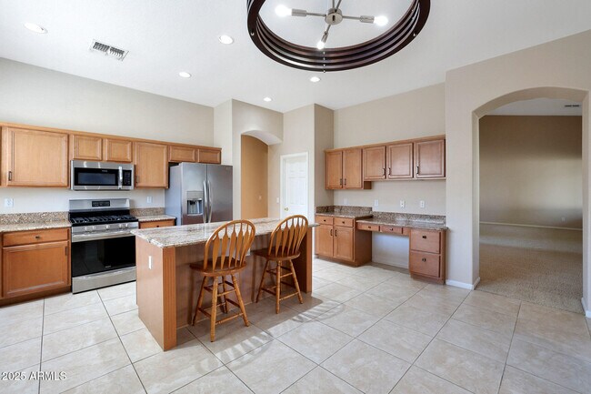 Foto del edificio - 21919 N 79th Ave