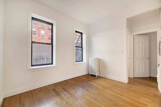 Building Photo - 24 Saint Marks Place