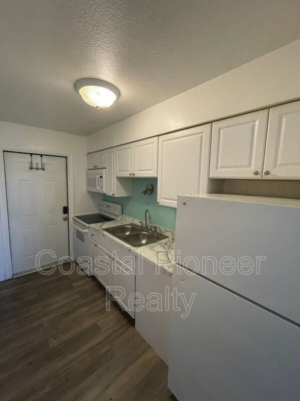 Foto del edificio - 4250 37th St S