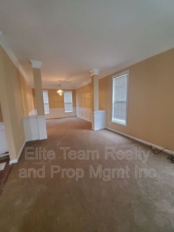 Foto del edificio - 10903 Chastain Parc Dr