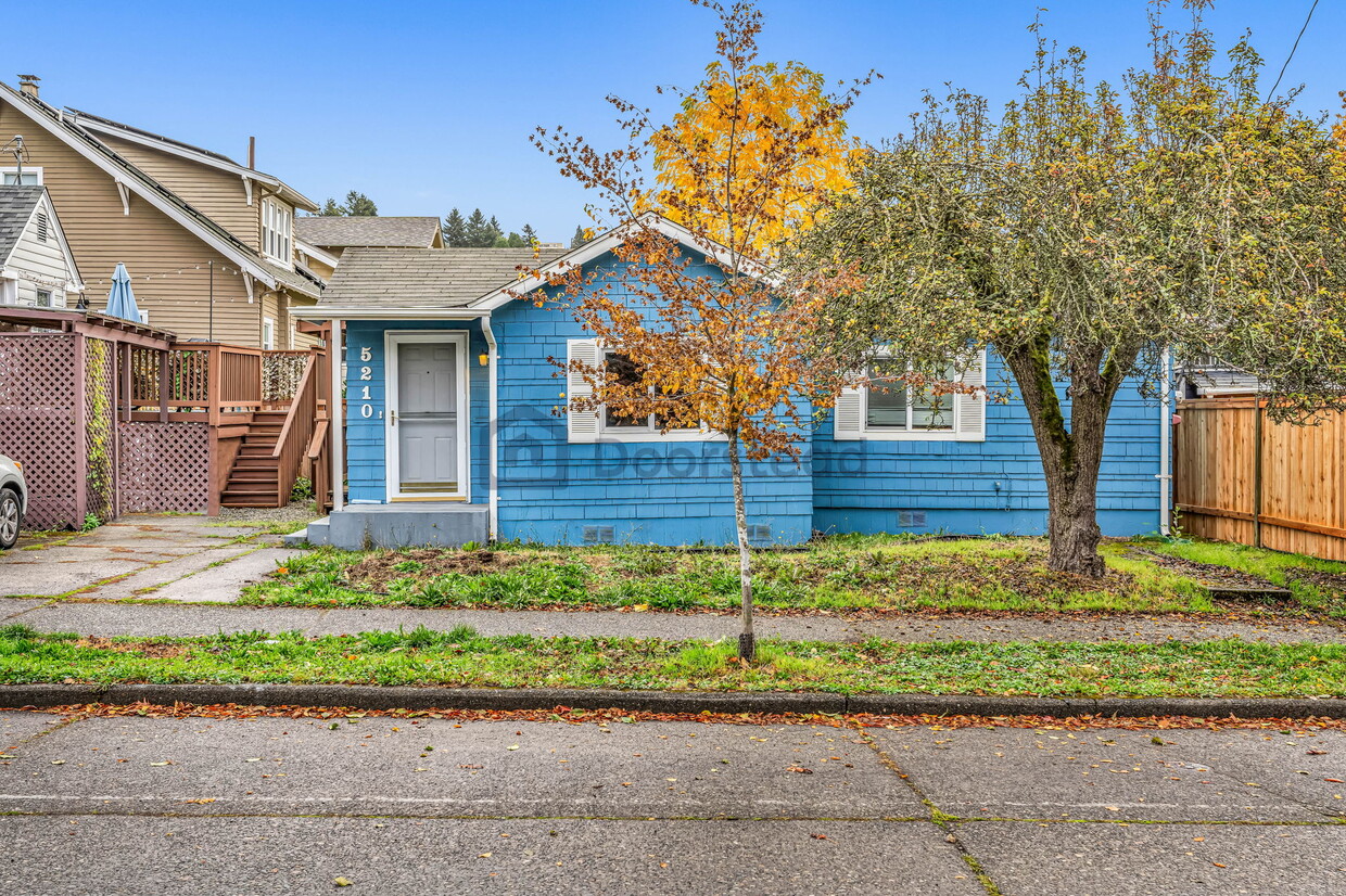 Foto principal - 5210 8th Ave NW