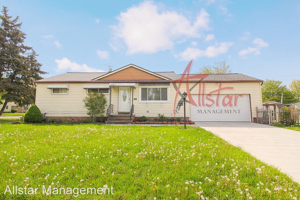 Primary Photo - 3 br, 1.5 bath House - 30424 Vineyard