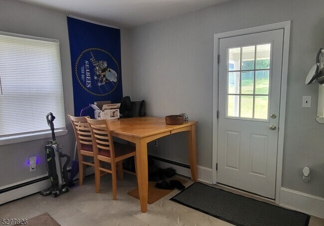Building Photo - 552 NJ-23