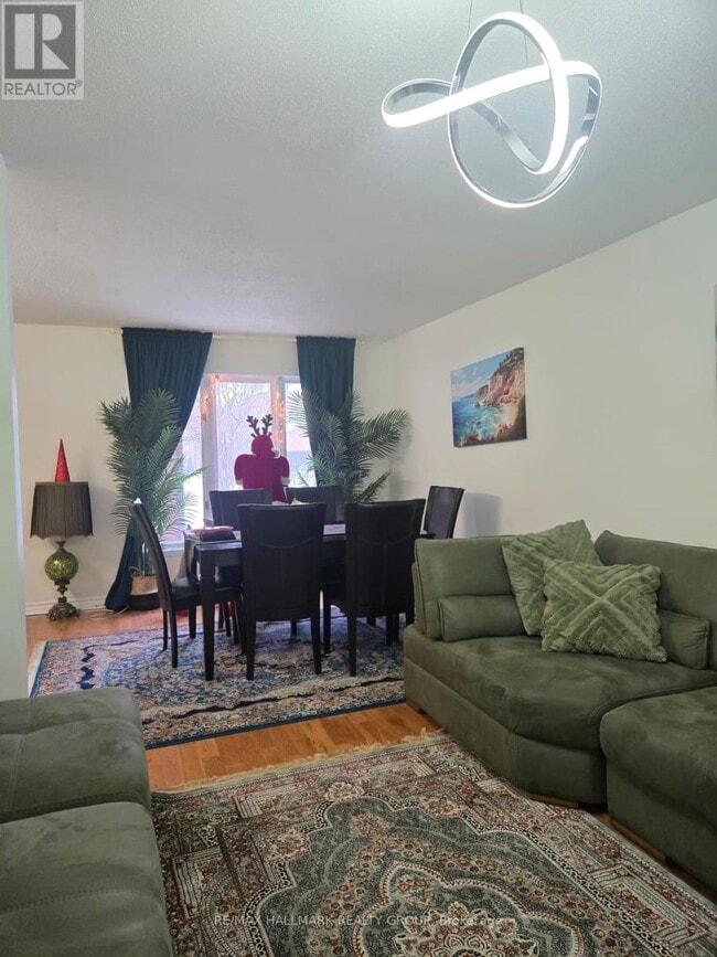 Building Photo - 1863 Leclair Crescent