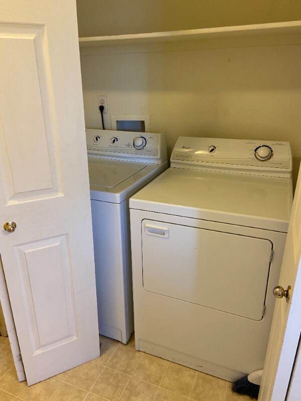 Building Photo - 319 Ellers Grove