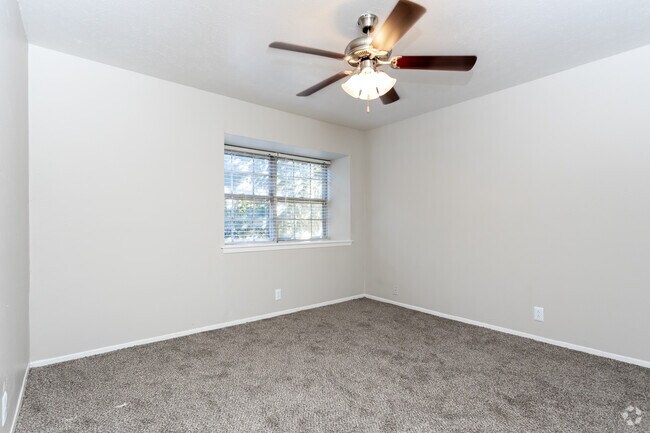 2HAB,1.5BA- 1100 ft² - Northridge Villas