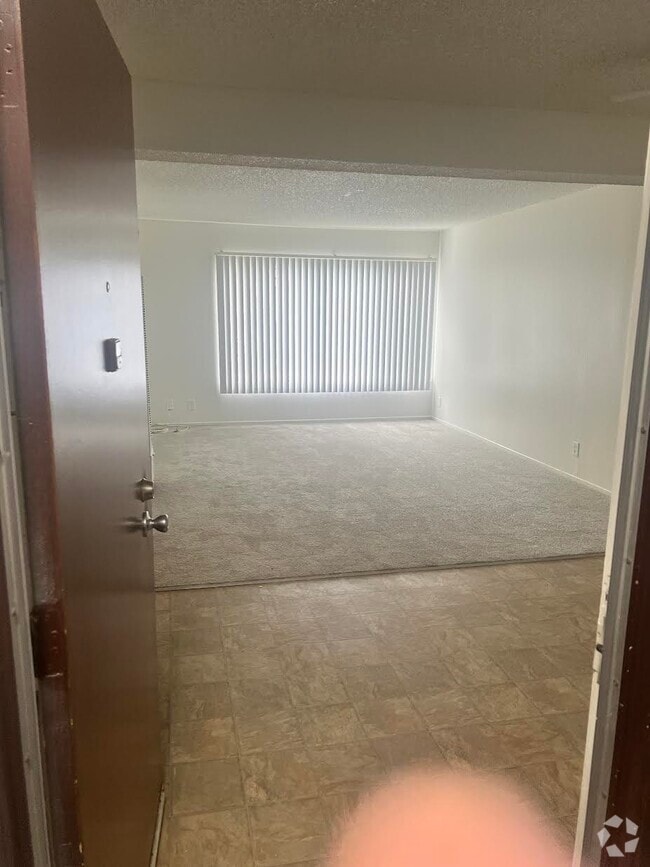 Bodger ParkEl Camino Village Apartments for Rent with a Yard