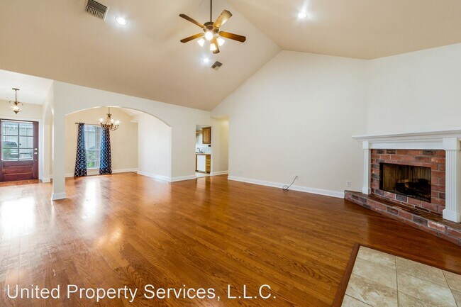 Building Photo - 3 br, 2 bath House - 119 Ridgeview Dr.