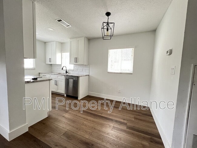 Foto del edificio - 2300 Elizabeth Ave