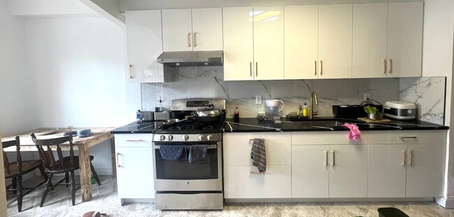 Photo - 3006 90th St Townhome