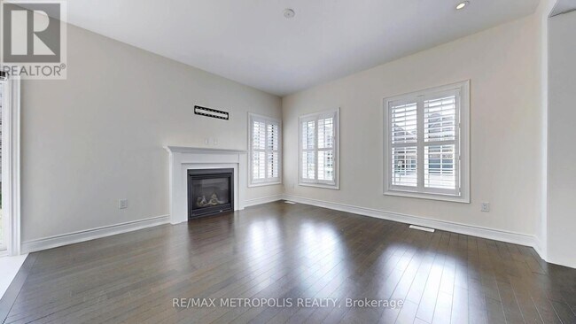 Building Photo - 156 Muirfield Dr