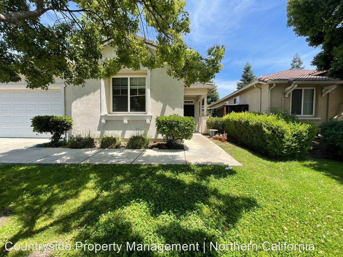 Building Photo - 5 br, 2 bath House - 3976 Anastasia Lane