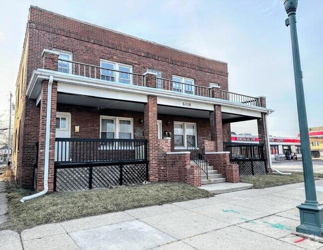 Building Photo - 6018 22nd Ave