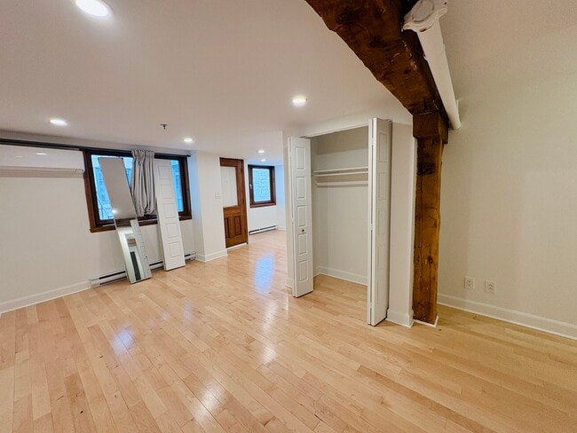 Building Photo - 215 Rue De La Commune