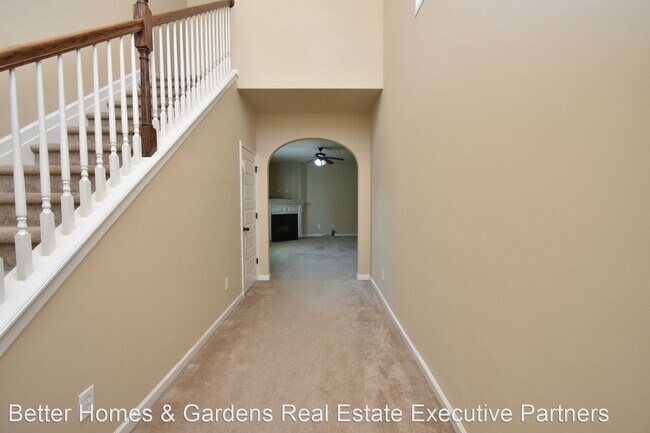 Building Photo - 5 br, 3 bath House - 3118 Theodore Street