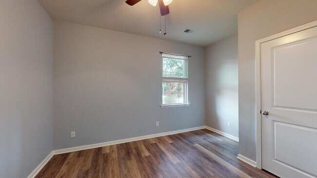 Building Photo - Available now in Tidewater Creek!