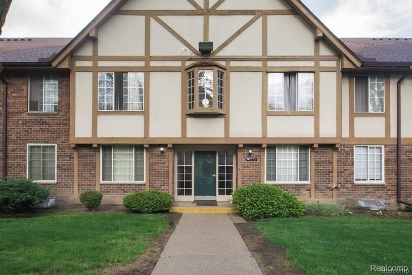 Primary Photo - 30272 Southfield Rd