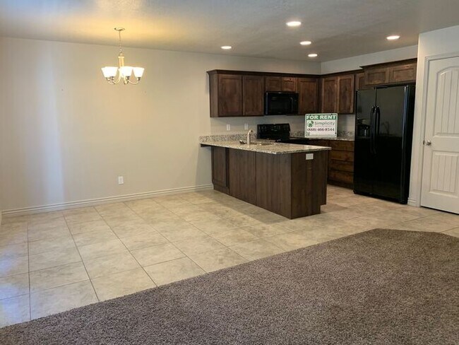 Building Photo - 1154 Excalibur Way