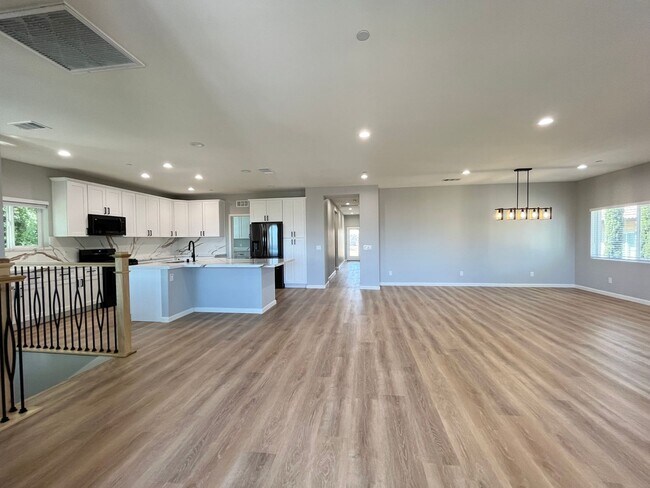 Building Photo - Be the First to Live in This Stunning New ...