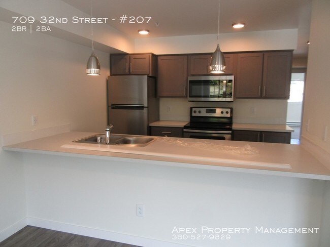 Foto del edificio - NEAR WWU - Harvard Suites / New Construction