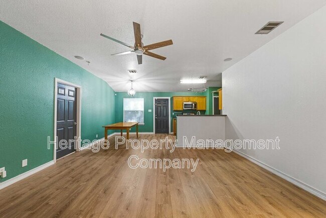 Foto del edificio - 719 Eagle Trail