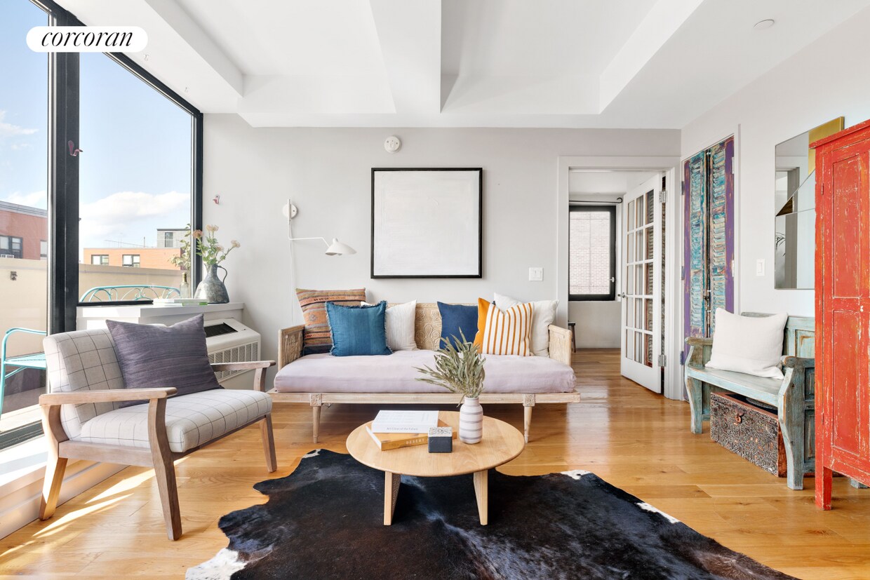 Foto principal - 48 E 132nd St