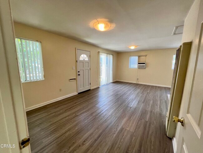 Foto del edificio - 3718 3rd Ave