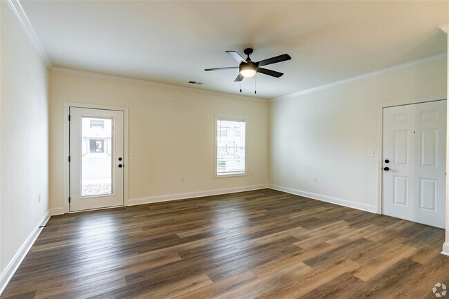 Foto del edificio - 8573 S Park Dr