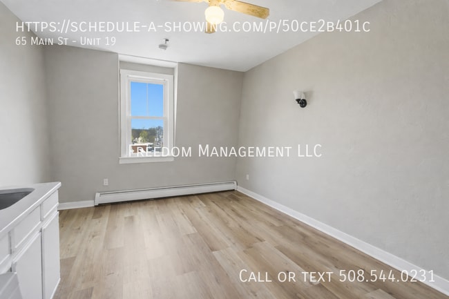 Building Photo - 65 Main St