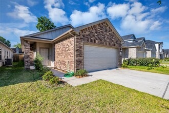 Building Photo - 506 Emerald Thicket Ln