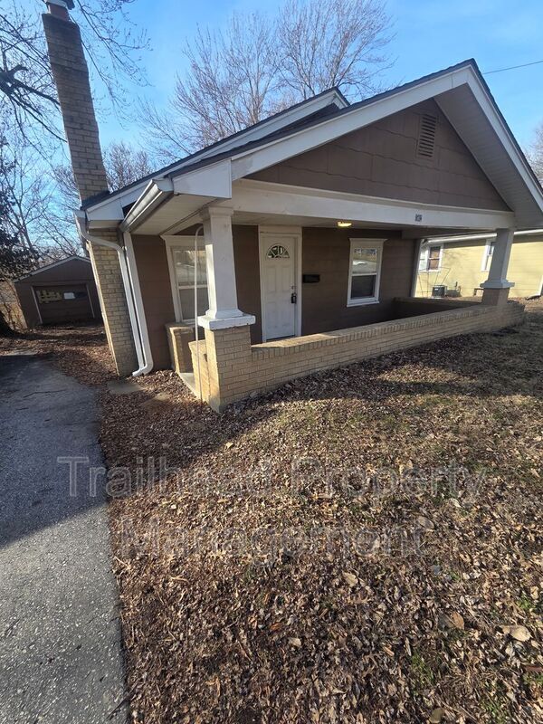 Building Photo - 1502 S Pleasant St