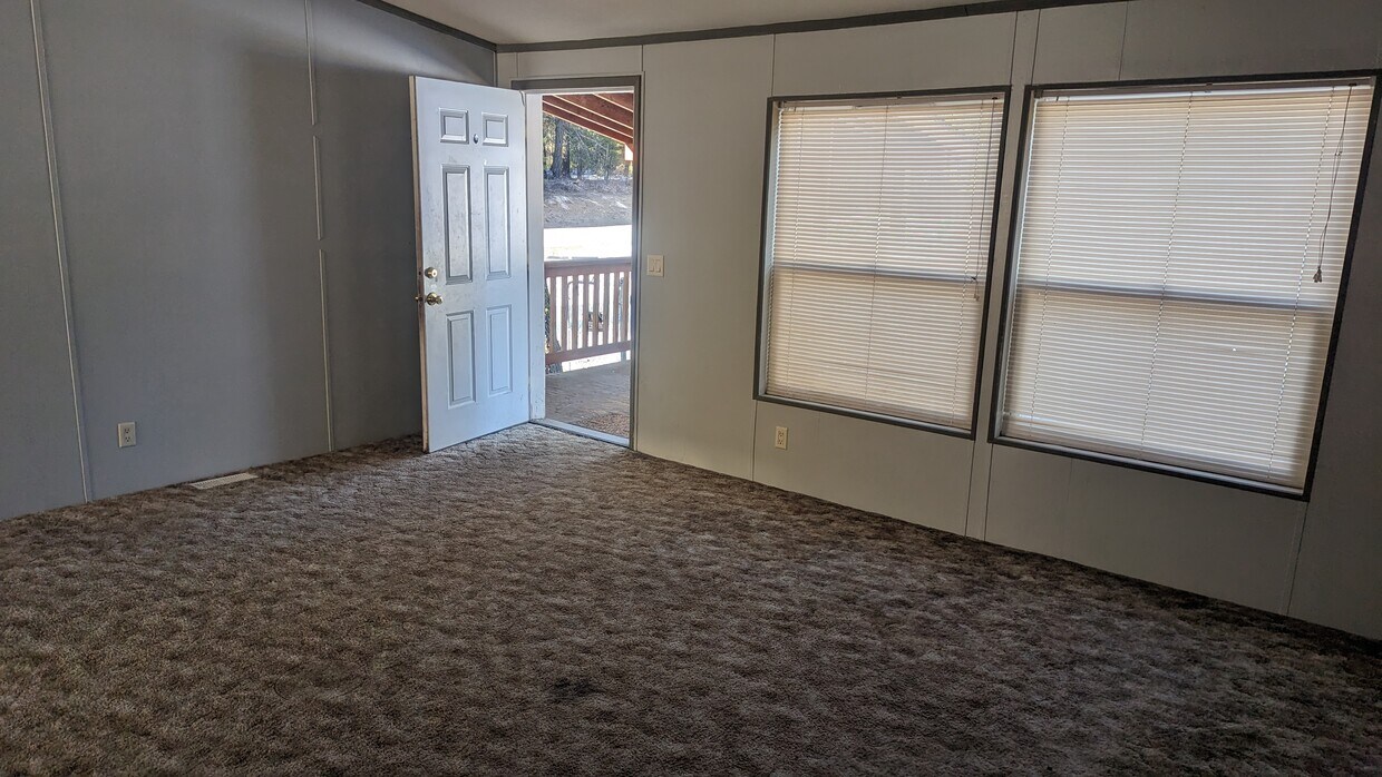 6488 W Twin Echo Rd, Rathdrum, ID 83858 House Rental in Rathdrum, ID