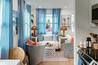 Building Photo - 610 38th St