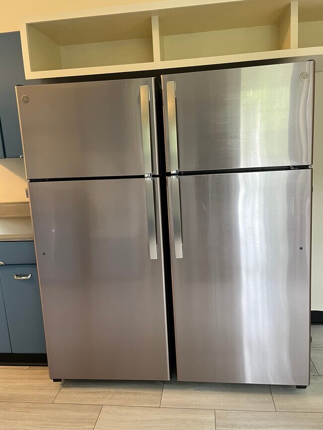 Kitchen - 220 E Montgomery St