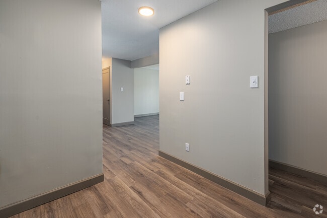 Interior Photo - Carriage Hill