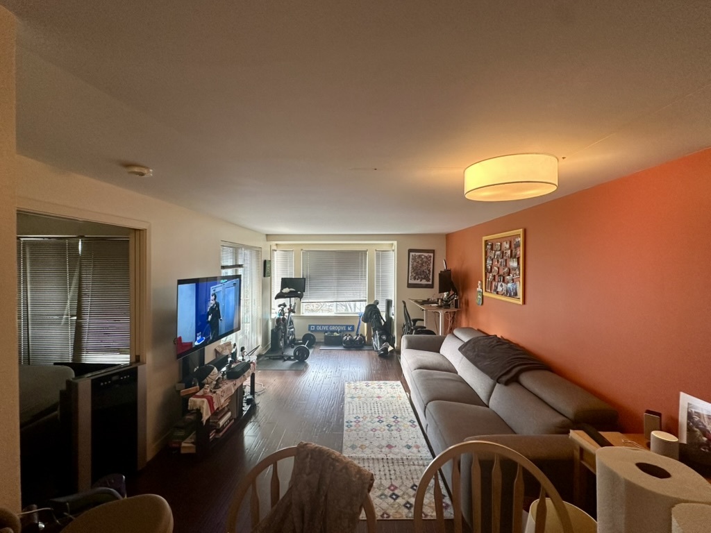 Foto principal - 1700 Bellevue Ave