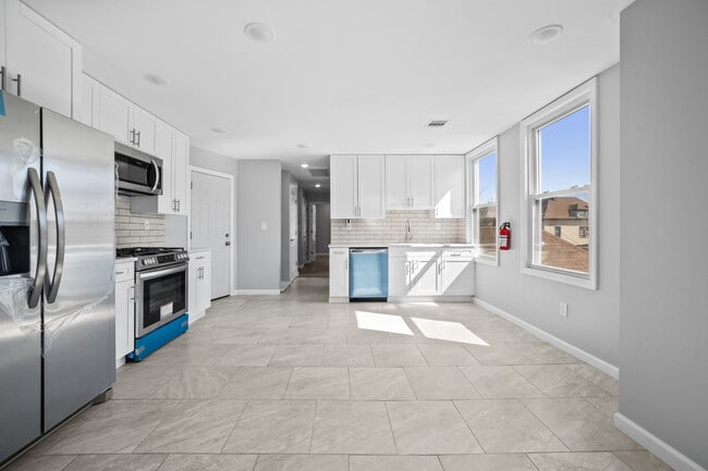 Foto del edificio - 188 Hope Ave