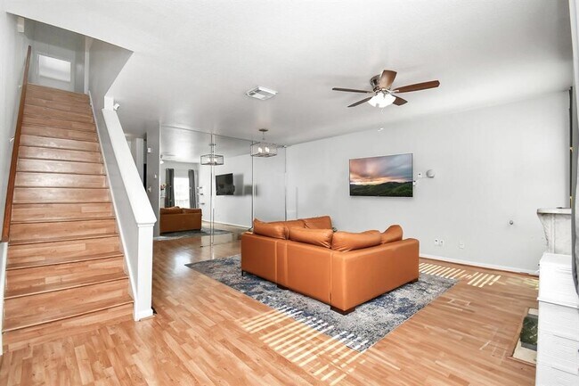 Foto del edificio - 3780 Tanglewilde St