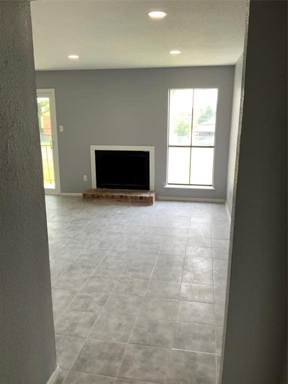 Building Photo - 13480 N Thorntree Dr