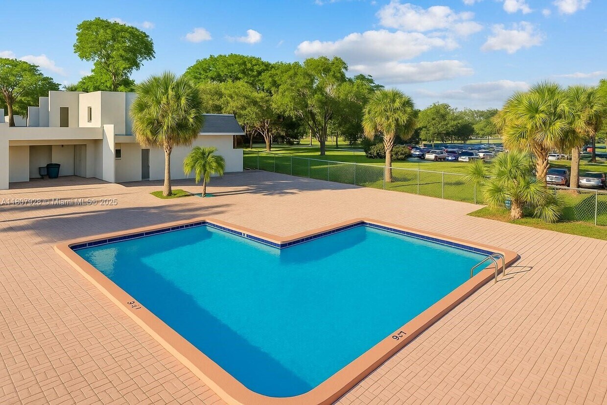 Foto principal - 7900 S Colony Cir